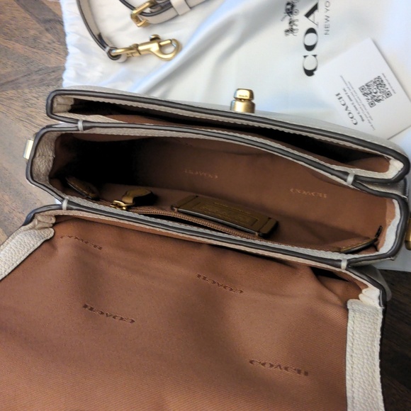 COACH Cassie Crossbody Bag 19 White - Picture 12 of 16